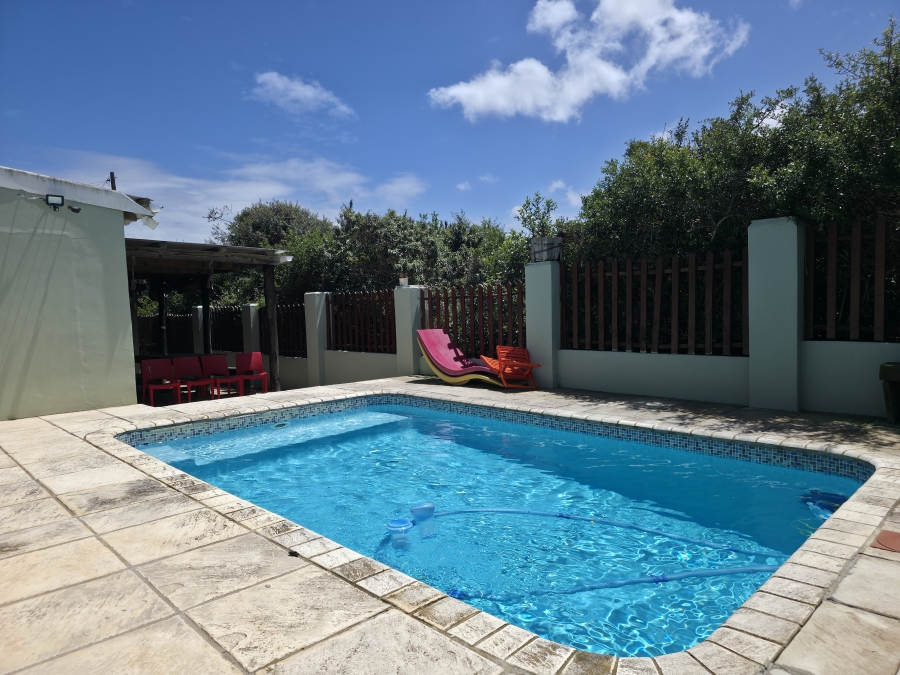4 Bedroom Property for Sale in Aston Bay Eastern Cape